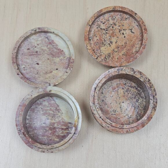 A pair of hand crafted carved sandstone trinket boxes - Picture 8 of 9